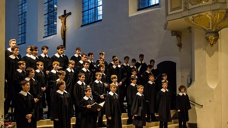 Faszination Chorgesang: Der Windsbacher Knabenchor beeindruckte zahlreiche Zuhörer in der Coburger Morizkirche.Foto: Jochen Berger