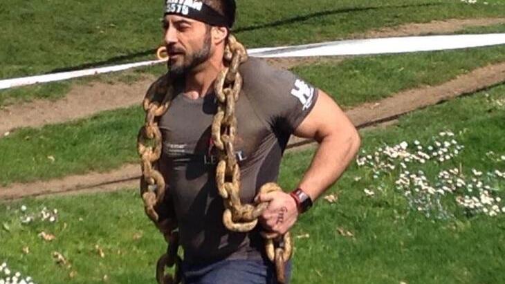 Poja Mahdiyeh liebt die besondere Herausforderung der Spartan-Races. Dabei müssen sogar schwere Ketten geschleppt werden.  Foto: privat