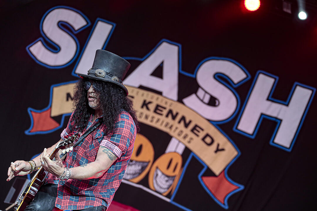 Slash feat. Myles Kennedy and The Conspirators bringen ihre Fans bei Rock im Park 2019 zum Durchdrehen