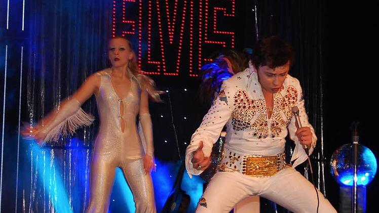 Las Vegas-Show in Bad Kissingen. Foto Sigismund von Dobschütz