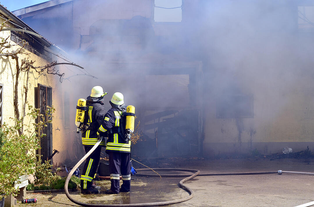 Feuer auf Aussiedlerhof