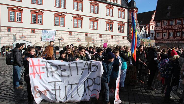 Schüler-Demo in Coburg für mehr Umwelt- und KlimaschutzOliver Schmidt
