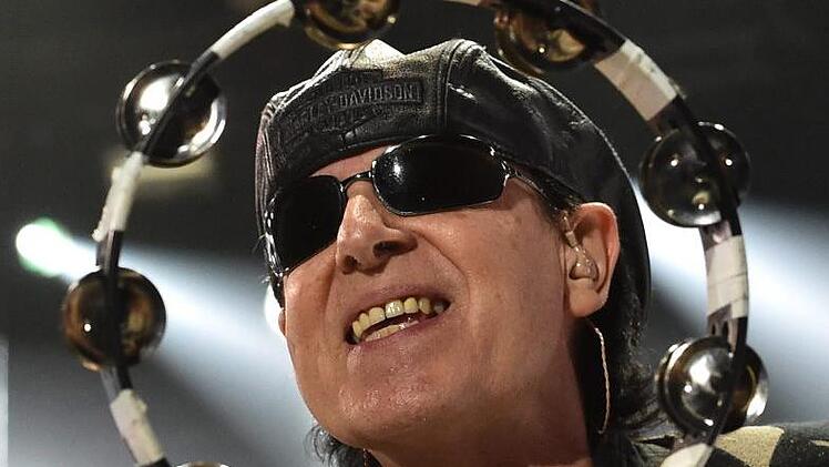Beeinflusst selbst die "ganz harten Kerle": Scorpions-Sänger Klaus Meine Foto: Jacek Bednarczyk, dpa