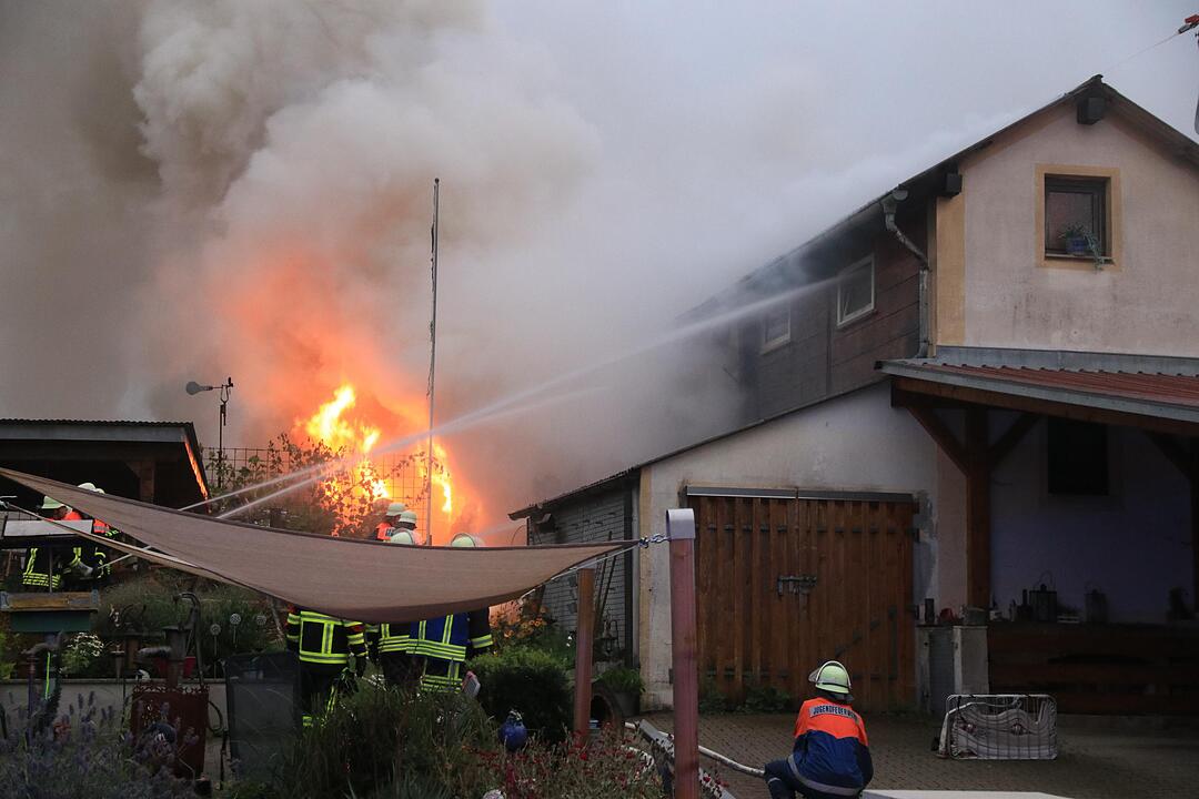 Werkstatt im Gemeindegebiet Scheßlitz geht in Flammen auf