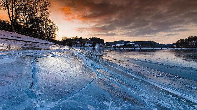 Vereister See, Eis-Unfall