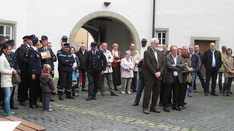 Empfang Foto: Sabine Scheuble