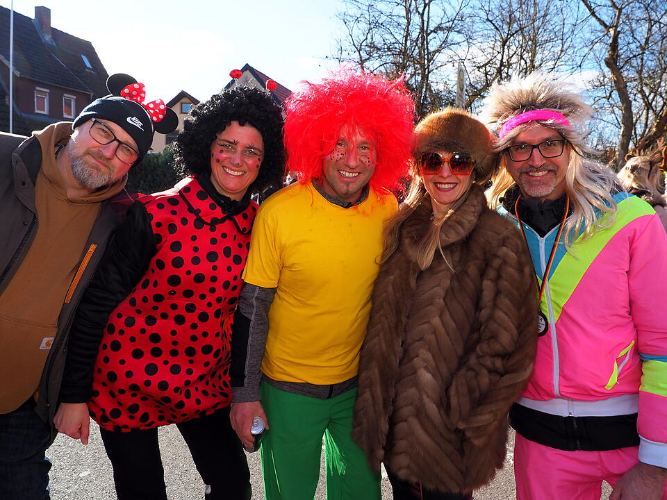 Wildes Faschingstreiben in Steinach an der Saale.