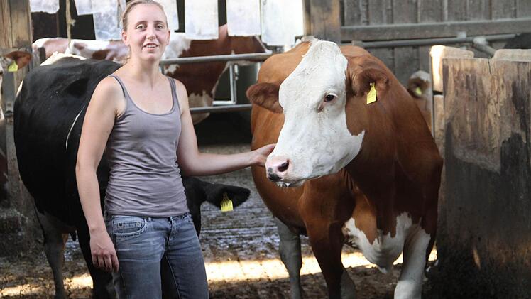 Carola Rudingsdorfer geht gerne mit den Tieren um. Foto: Gerda Völk