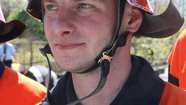 Sebastian Sorge: "Der Wettbewerb macht großen Spaß. Ich sehe den Wettbewerb nicht als Vergleich, sondern als Zusammenkunft aller Feuerwehren in Oberfranken. Dabei lernt man sich kennen und tauscht sich aus! "