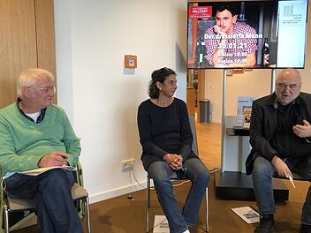 Die Künstler Waldi Bauer, Heidi Friedrich und Wolfgang Buck (von links) beim Pressegespräch Foto: Ralf Kestel