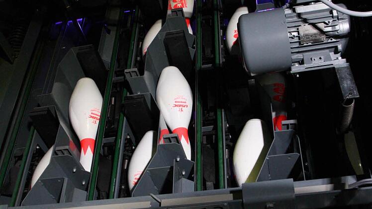 Die Technik hinter den Bahnen. Foto: Ralf Ruppert