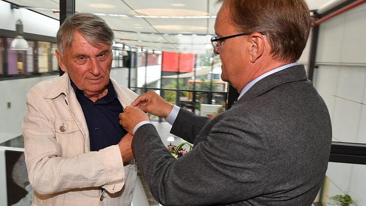 Verleihung der Bürgernadel am 11. Juli im Tagungsraum der Mediengruppe Oberfranken. Foto: Ronald Rinklef