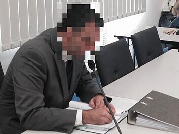 Heinz W. verbringt bereits seinen elften Verhandlungstag im Landgericht. Am kommenden Montag um 9 Uhr geht es weiter.  Foto: Anna Lienhardt