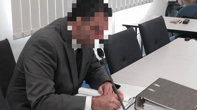Heinz W. verbringt bereits seinen elften Verhandlungstag im Landgericht. Am kommenden Montag um 9 Uhr geht es weiter.  Foto: Anna Lienhardt