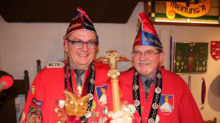 Die Oberschlaraffen (von links) Brillofix der Linsenspiter (Thomas Lotter) und El Shamani der mediale Weltenbummler (Wolfgang Rompf). Ralf Ruppert