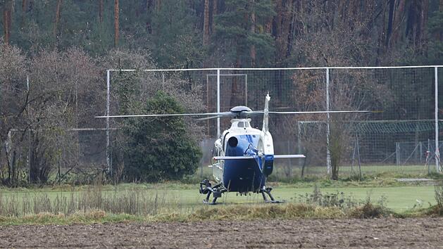 F&uuml;rth: 15-J&auml;hrige durch Unfall mehrere Meter geschleudert - Verursacher flieht