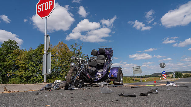 Trikefahrer stirbt bei Unfall auf B303