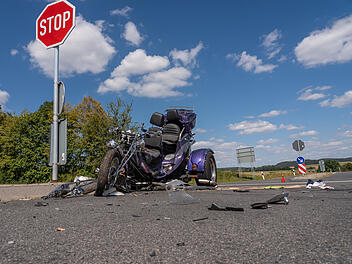 Trikefahrer stirbt bei Unfall auf B303