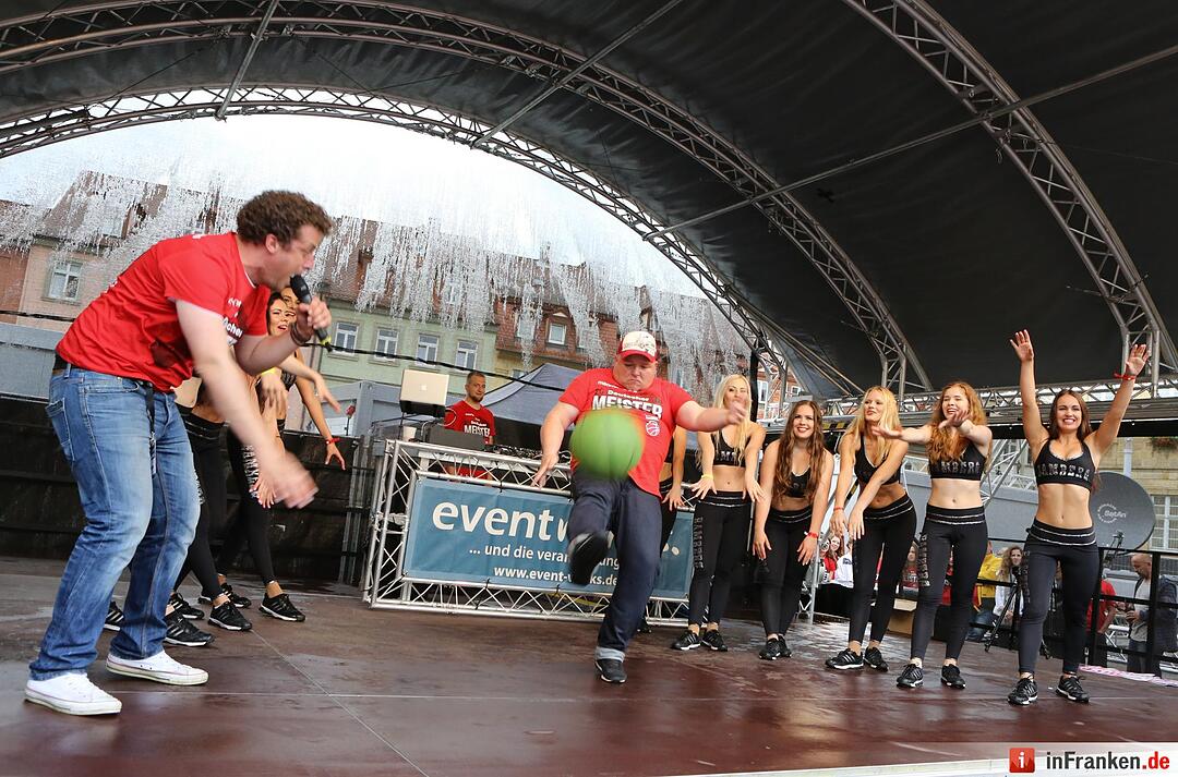 So feiern die Brose Baskets