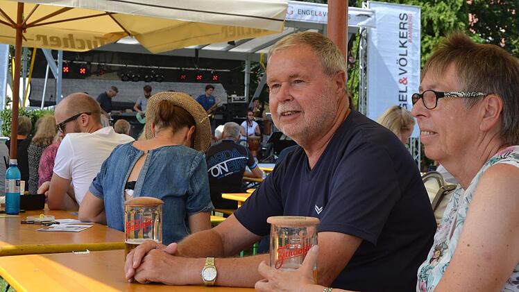 Dieter und Marlies Müller genießen das Ambiente