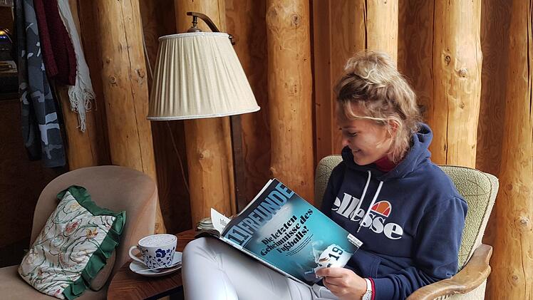 Elf Freunde! Auf das Team des SV Frensdorf passt dieser sprichw&ouml;rtliche Zusammenhalt wie die Faust aufs Auge. Amelie Striegel hat ihre fu&szlig;ballerische Heimat gefunden.