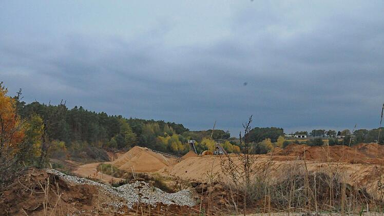 Die Sandgrube von Osten aus Foto: Karl Heinz Wirth
