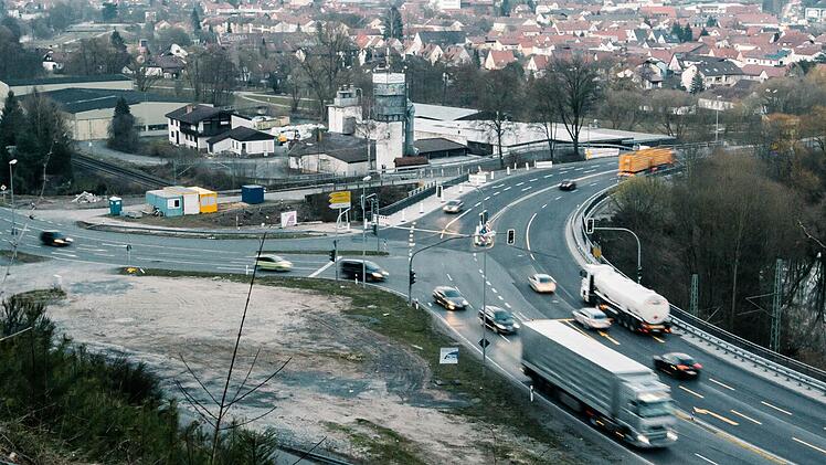 So sah die Baustelle an der Südbrücke heuer im März aus...  Foto: Hendrik Steffens
