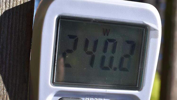 Das Power-Meter zeigt die Wattzahl an. Foto: Petra Malbrich