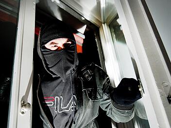 Einbrecher dringt in Bamberger Wohnhaus ein