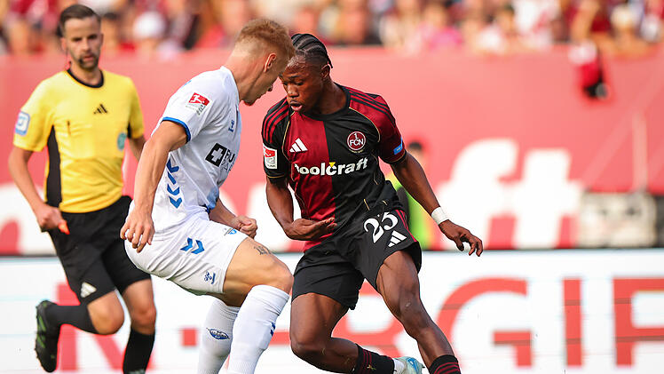 1. FC N&uuml;rnberg und SC Paderborn 07 teilen sich die Punkte