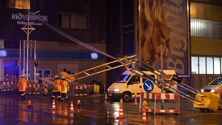 Eine Ampelanlage wurde in Nürnberg umgerissen.