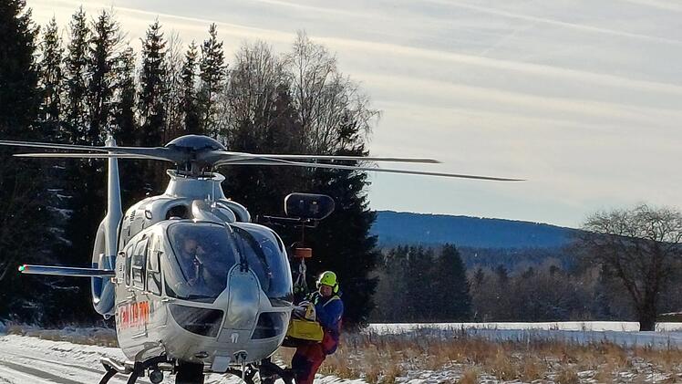 Oberfranken: Frau nach Wanderunfall mit Polizeihubschrauber gerettet