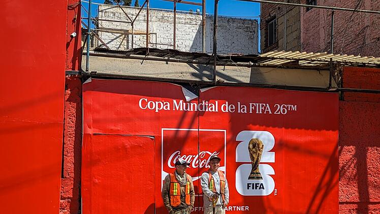 Die Bauarbeiten f&uuml;r das Aztekenstadion in Mexiko Stadt sind im Fr&uuml;hjahr 2026 noch in vollem Gange.