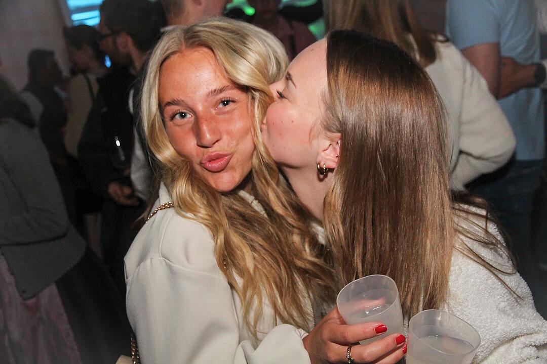 Party mit den DORFROCKERN Party mit den DORFROCKERN
