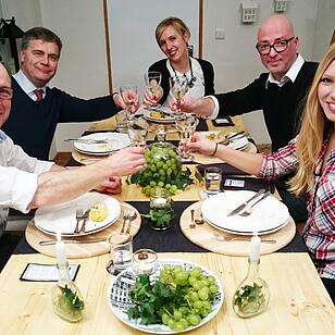 V.l.: Kristian, Bernhard, Gastgeberin Anne-Kathrin, Lutz und Sarah.