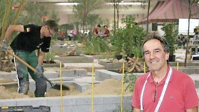 Roland Ramming betreute die deutschen Landschaftsgärtner in den Vereinigten Arabischen Emiraten.