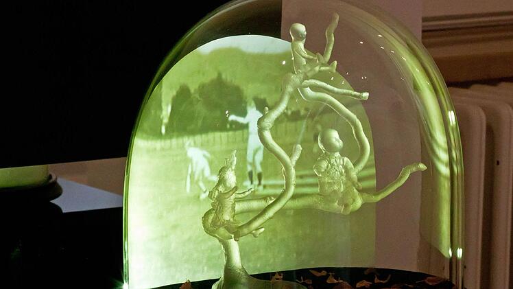 Liz Waugh McManus: "Family Tree" Foto: Jochen Berger