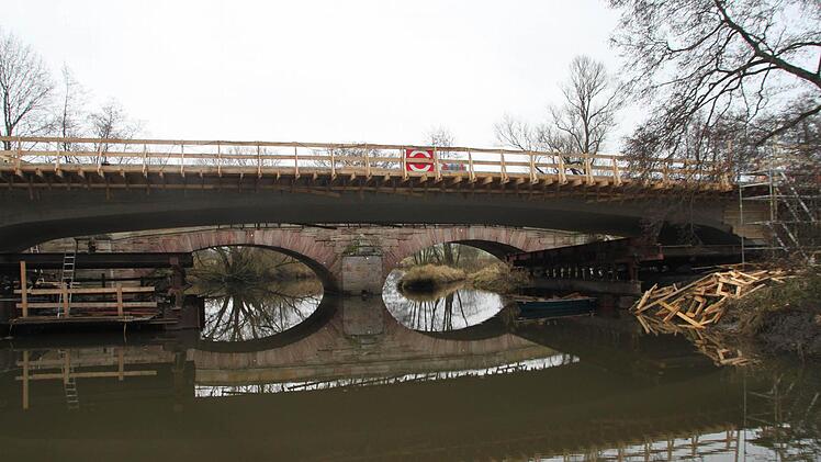 So sieht die Baustelle aus der Flussperspektive aus.