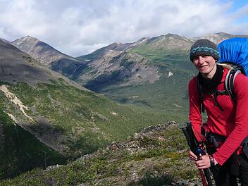 Trekkingtouren durch Alaska, ausgedehnte Skitouren in den Bergen, Klettern und Wandern - für Annatina Müller gibt es nichts Schöneres. Jetzt hat die 28-Jährige, die bislang in zweiter Reihe tätig war, Verantwortung für die Sektion Kulmbach des Deutschen Alpenvereins übernommen. Sie wurde einstimmig zur Vorsitzenden gewählt. Foto: privat