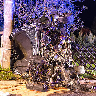 Landkreis Sonneberg: Fünf junge Menschen bei Frontalcrash schwer verletzt
