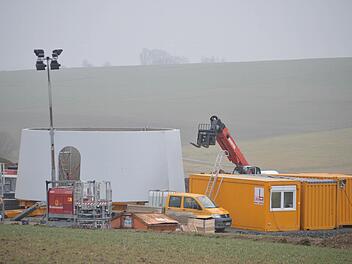 Der Fuß des ersten Windrades im Windpark Maßbach ist jetzt zu sehen. Foto: Isolde Krapf