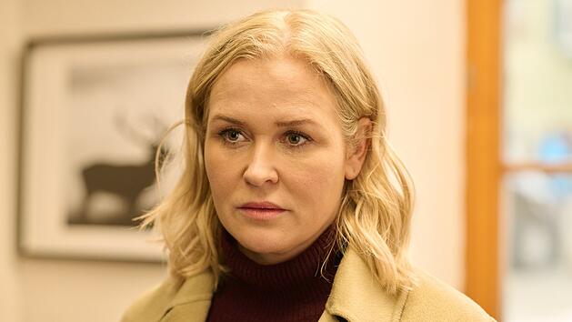In der ZDF-Serie "Lena Lorenz" (hier als Titelheldin: Judith Hoersch) kommt es zu einem Abschied.