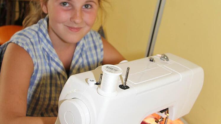 Angelika Ruf (11) hat sich als Designerin gemeldet .
