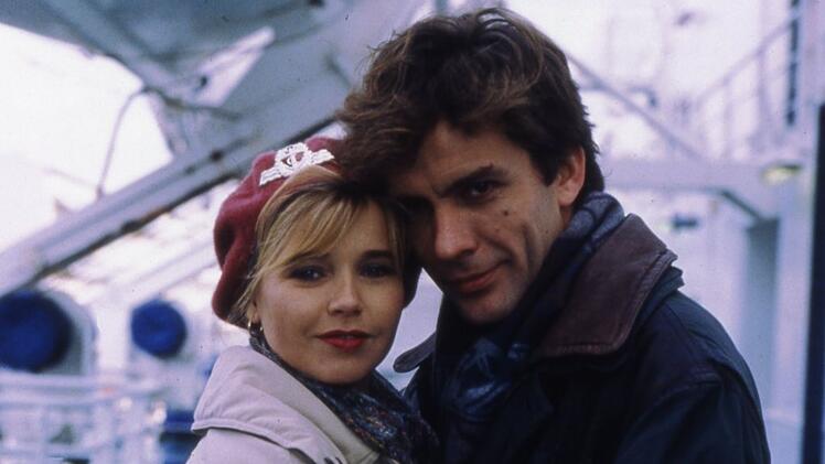 Sie ist die einzige Tochter der Familie - und sorgt f&uuml;r reichlich Wirbel: Henrietta "Jenny" Schefer (Tina Ruland, mit Paul Frielinghaus).