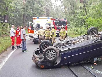 Schwere Verkehrsunfälle beeinflussen auch die Tarife der Kfz-Versicherungen in Franken.  Foto: NEWS5 / Bauer