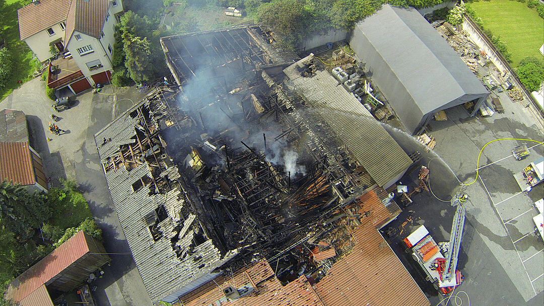 Gro&szlig;brand in Schreinerei