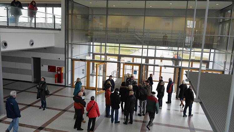 Eingangsbereich der großen Sporthalle