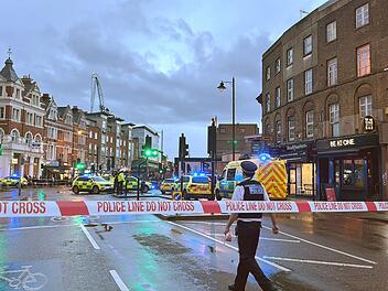 Zwei Frauen in London verletzt