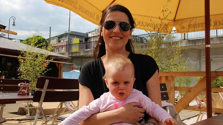 Katharina Haase mit Tochter Valentina