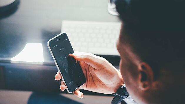 Das Smartphone ist heute ein treuer Begleiter unseres Alltags geworden.